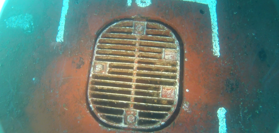 Underwater Hull Cleaning